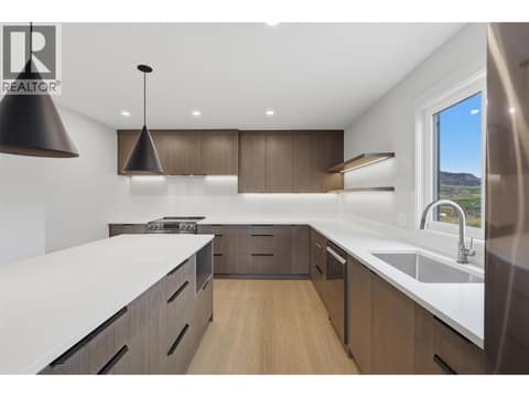 Photo 9 of 38 RUE CHEVAL NOIR Unit# 411, Tobiano, Kamloops