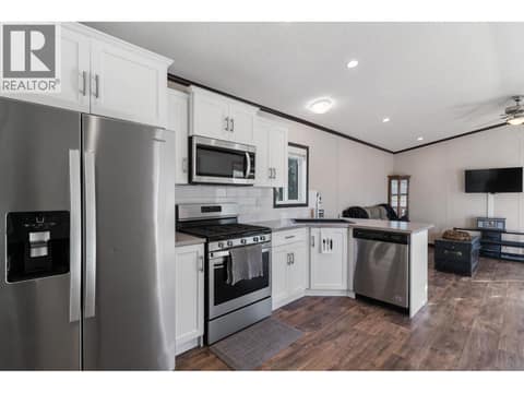 Photo 10 of 1699 Ross Road Unit# 201, Lakeview Heights, West Kelowna
