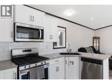 Photo 11 of 1699 Ross Road Unit# 201, Lakeview Heights, West Kelowna