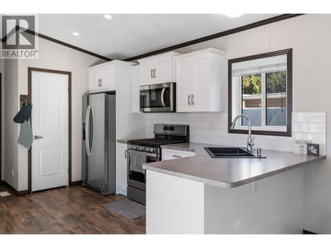 Photo 9 of 1699 Ross Road Unit# 201, Lakeview Heights, West Kelowna