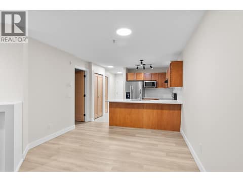 Photo 8 of 1083 Sunset Drive Unit# 211, Kelowna North