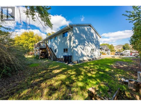 Photo 10 of 1011-1013 Lawson Avenue, Kelowna North