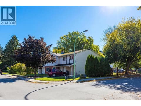 Photo 15 of 1011-1013 Lawson Avenue, Kelowna North