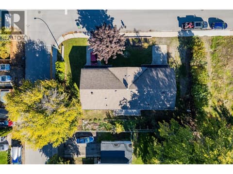 Photo 17 of 1011-1013 Lawson Avenue, Kelowna North