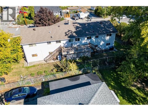 Photo 18 of 1011-1013 Lawson Avenue, Kelowna North