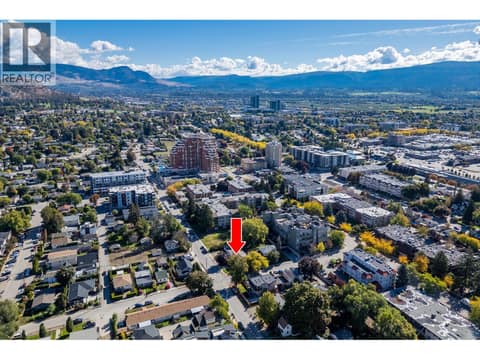 Photo 21 of 1011-1013 Lawson Avenue, Kelowna North