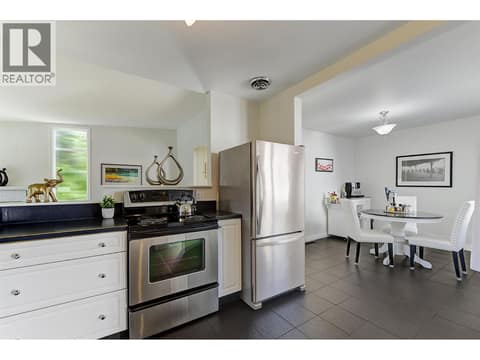 Photo 13 of 1296 Kelglen Crescent, Glenmore, Kelowna