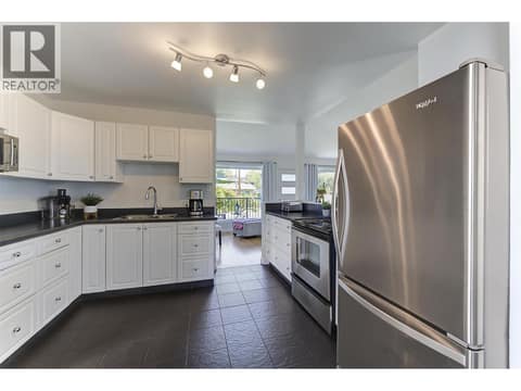Photo 16 of 1296 Kelglen Crescent, Glenmore, Kelowna