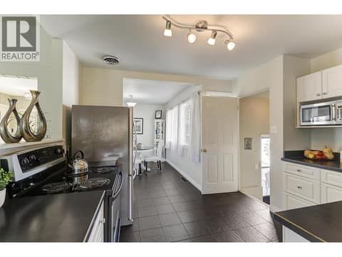 Photo 19 of 1296 Kelglen Crescent, Glenmore, Kelowna