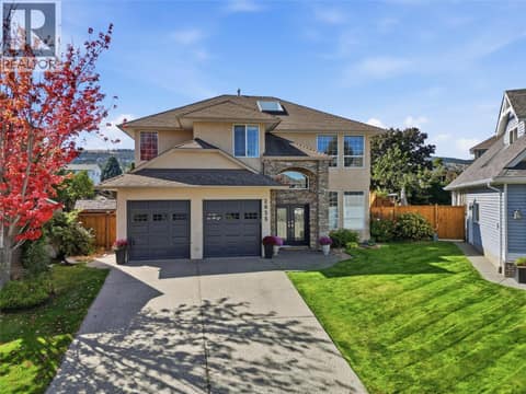 Photo 1 of 2025 Panorama Court, Sahali, Kamloops