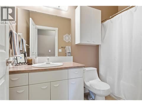 Photo 12 of 2025 Panorama Court, Sahali, Kamloops