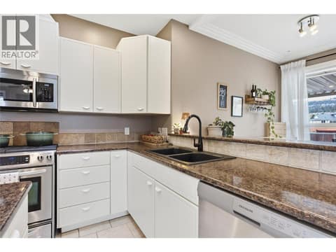 Photo 17 of 2025 Panorama Court, Sahali, Kamloops