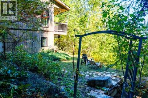 Photo 18 of 807 Spokane Street, Rossland
