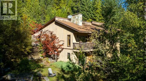 Photo 8 of 807 Spokane Street, Rossland