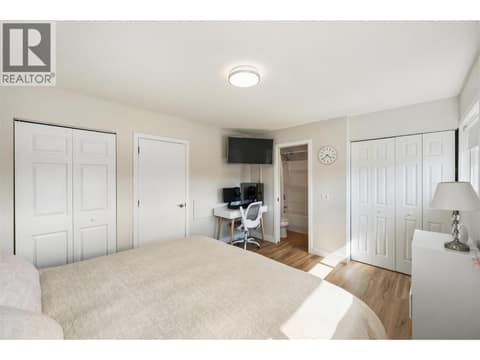 Photo 16 of 35 Granby Avenue, Main North, Penticton