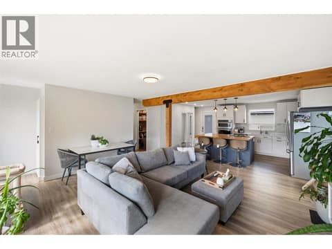 Photo 6 of 35 Granby Avenue, Main North, Penticton