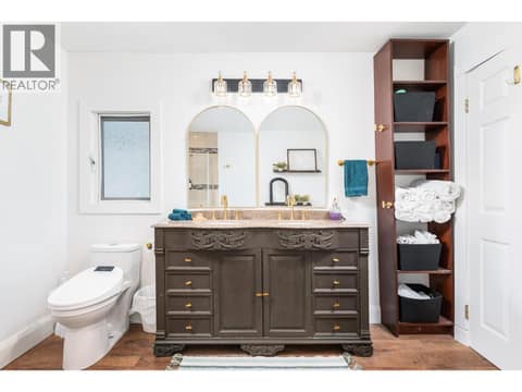 Primary ensuite at 5221/5241 Hartnell Road, North BX, Vernon