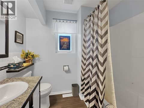 Main Bathroom at 6526 TUCELNUIT Drive Unit# 40, Oliver