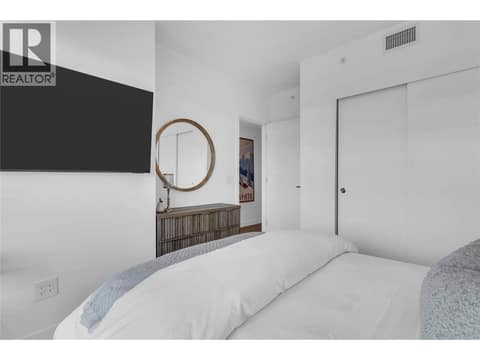 Guest bedroom at 238 Leon Avenue Unit# 808, Kelowna North