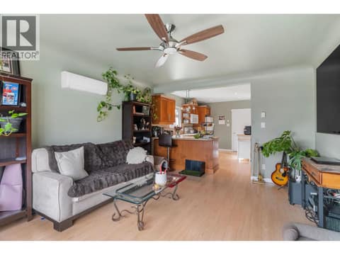 Photo 10 of 2284 Aberdeen Street, Kelowna South