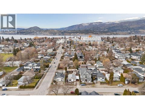 Photo 18 of 2284 Aberdeen Street, Kelowna South