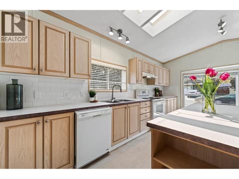 Photo 5 of 1951 Lodgepole Drive Unit# 46, Pineview Valley, Kamloops