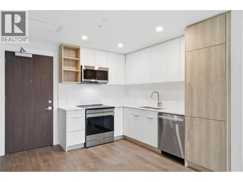 ENTRY/KITCHEN AREA at 460 Nicola Street Unit# 805, South Kamloops