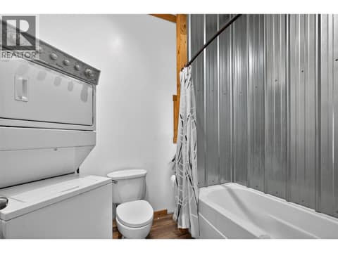 Photo 10 of 754 Wood Road, Fintry, Kelowna