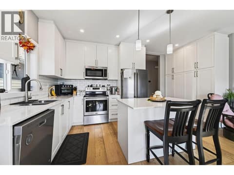 Photo 8 of 1900 ORD Road Unit# 21, Brocklehurst, Kamloops