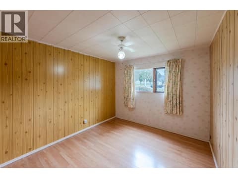 Photo 10 of 395 Edmonton Avenue, Main North, Penticton