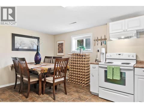Photo 15 of 958 Stockwell Avenue, Kelowna North