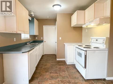 Photo 21 of 958 Stockwell Avenue, Kelowna North
