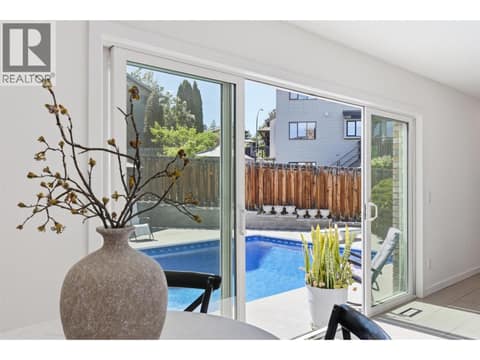 Photo 10 of 2298 Balfour Court, Aberdeen, Kamloops