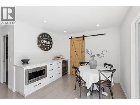 Photo 16 of 2298 Balfour Court, Aberdeen, Kamloops