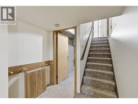 Photo 37 of 2298 Balfour Court, Aberdeen, Kamloops