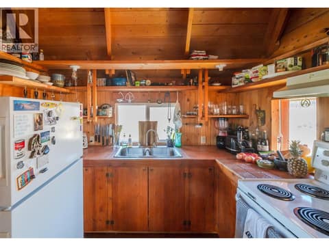 Photo 33 of 222 Old Camp McKinney Road, Oliver Rural