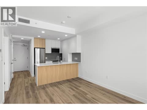 Photo 14 of 270 Riverside Drive Unit# 608, Main North, Penticton