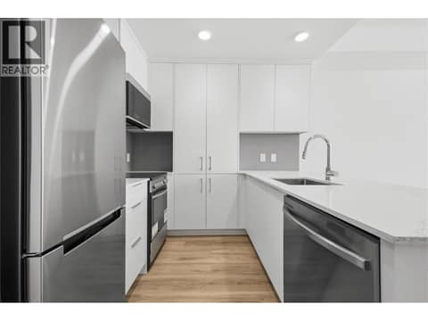 Photo 18 of 270 Riverside Drive Unit# 608, Main North, Penticton