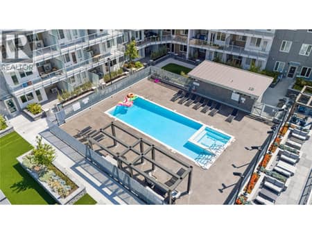 Photo 6 of 270 Riverside Drive Unit# 608, Main North, Penticton