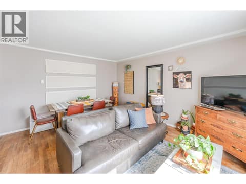 Photo 10 of 797 FORESTBROOK Drive, Main North, Penticton