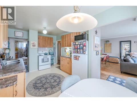 Photo 16 of 797 FORESTBROOK Drive, Main North, Penticton