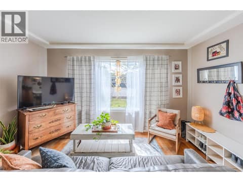 Photo 8 of 797 FORESTBROOK Drive, Main North, Penticton