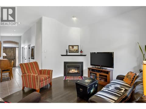Photo 15 of 757 Rosewood Crescent, Sun Rivers, Kamloops