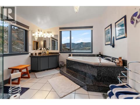 Guest Bathroom at 264 EASTSIDE Road, Eastside/Lkshr Hi/Skaha Est, Okanagan Falls