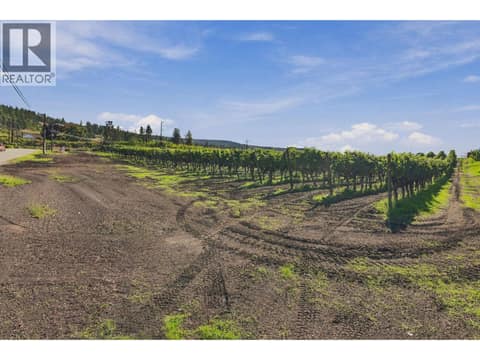 Photo 11 of 1060 King Drive, Naramata Rural