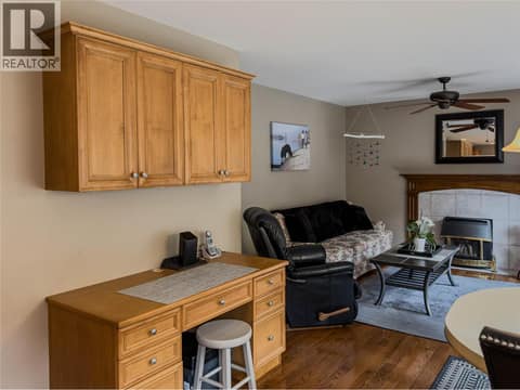 Photo 12 of 101 Coppertree Court, Sahali, Kamloops
