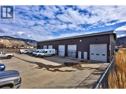 Photo 4 of 7410 Dallas Drive, Dallas, Kamloops