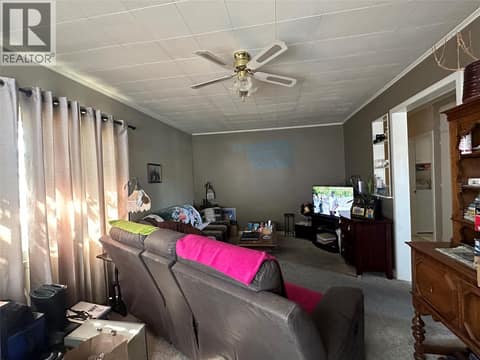 Living room at 5952 Okanagan Street, Oliver