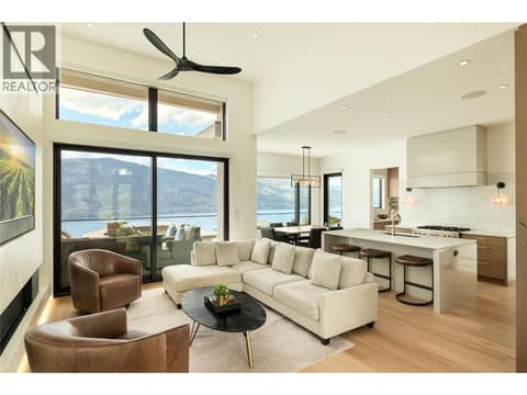 Amazing lake views at 538 Clifton Court, Glenmore, Kelowna