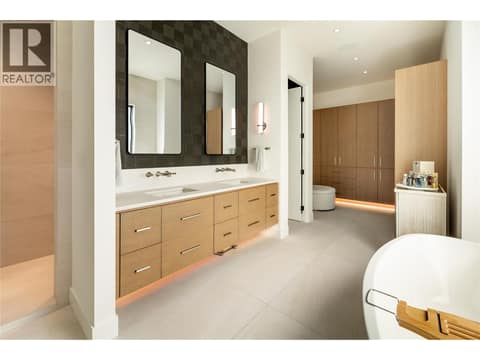 En-suite with Heated Floors at 538 Clifton Court, Glenmore, Kelowna